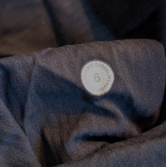 Lululemon Black Dance Studio Crop Pant Sz 6 Cropped Pants W6AVQS - Picture 10 of 10